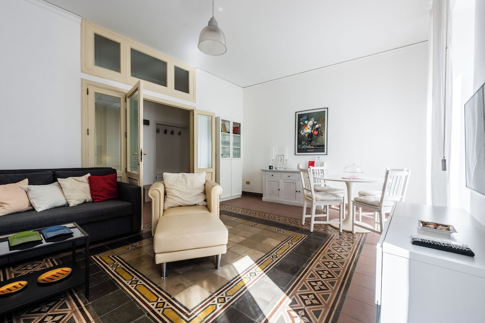 Anzhela - last minute hotel in Sochi