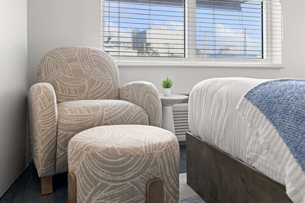 Global Luxury Suites at The Apex Miami - photo 11