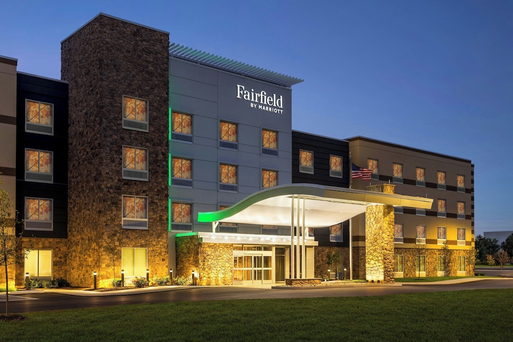 Fairfield by Marriott Inn & Suites Bethlehem PA - photo 2