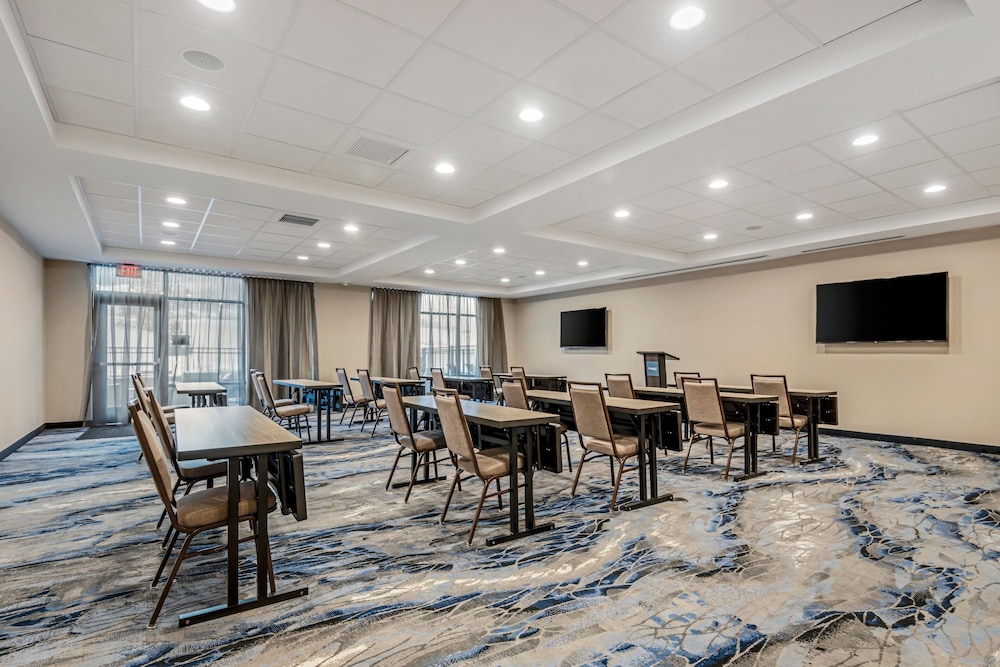 Fairfield by Marriott Inn & Suites North Conway - photo 59