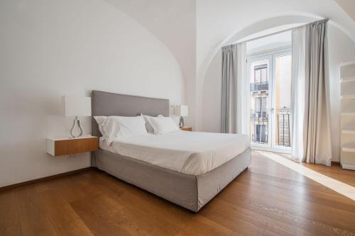RG8 Independent Apartment — 4-Star Luxury Hotel in Catania, Italy