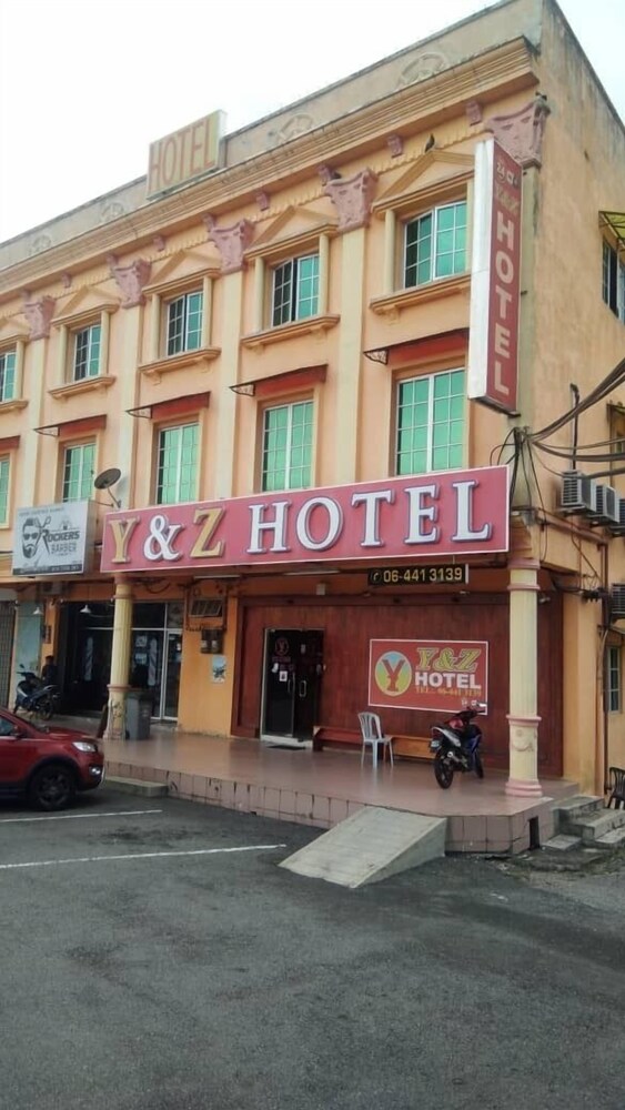 Y&Z Hotel — Tampin — photo 2