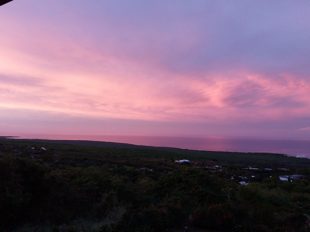 Kona Palace in Captain Cook - photo 24
