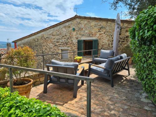 La Terrazza Cetona Toscana — 4-Star Luxury Hotel in Cetona, Italy