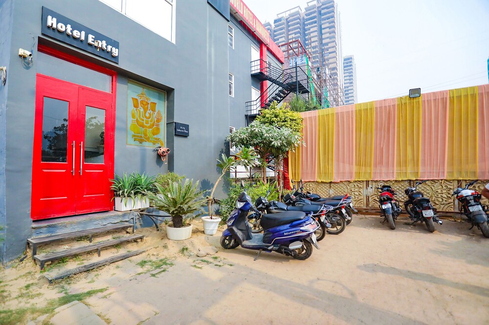 Hotel Golden World — Ghaziabad