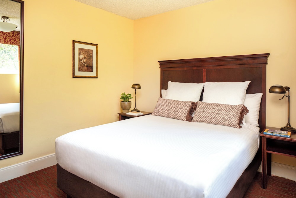 Park Lane Suites and Inn - photo 14