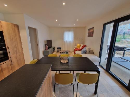 Les Papillons Du Ventoux L Aurore De Provence Twee Slaapkamerappartement Met Terras En Tuin — Malaucene