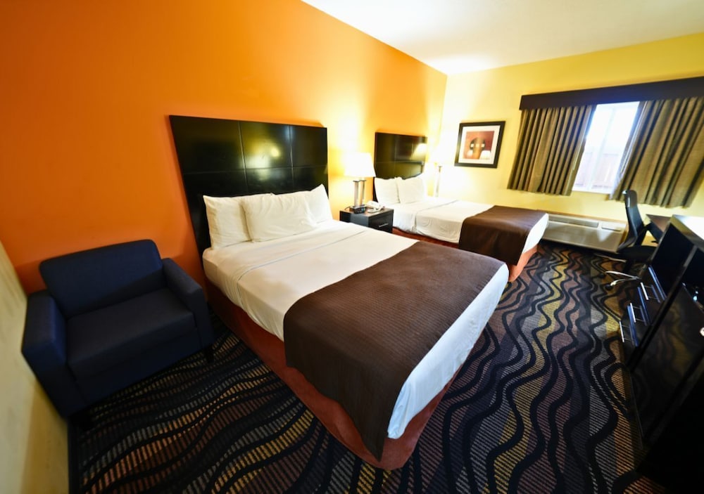 Rock Island Inn & Suites Streator IL - photo 7
