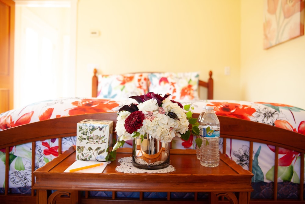 Flora Vista Inn - photo 16