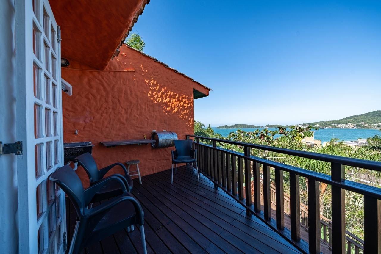 Loft Panorâmico 02 250m da Praia Bombinhas