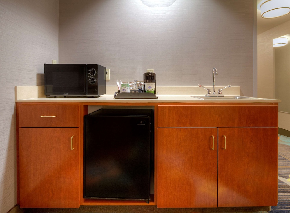 Hampton Inn Milpitas - photo 21