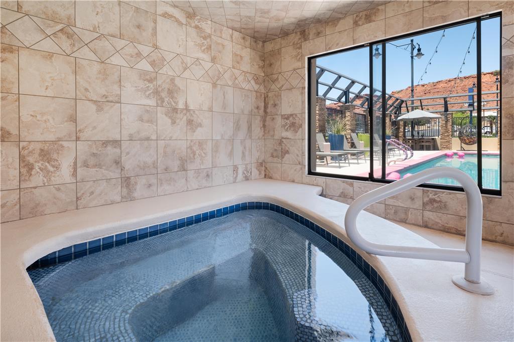 Aiden by Best Western St. George - photo 10