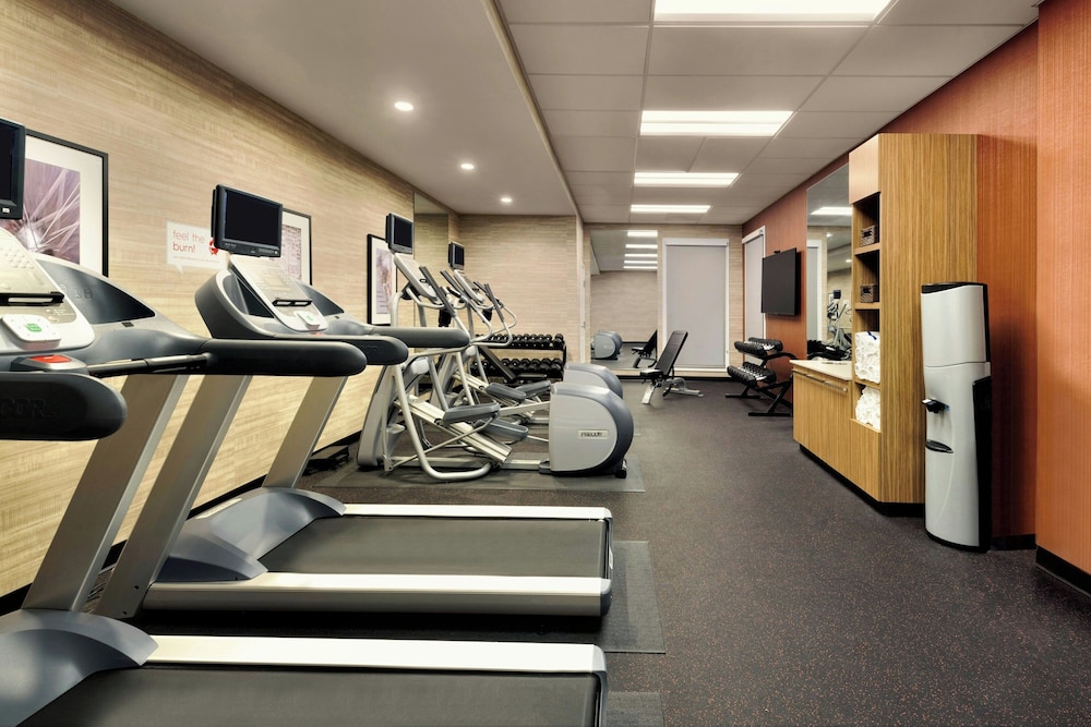 TownePlace Suites Pittsburgh Airport Robinson Township - photo 18