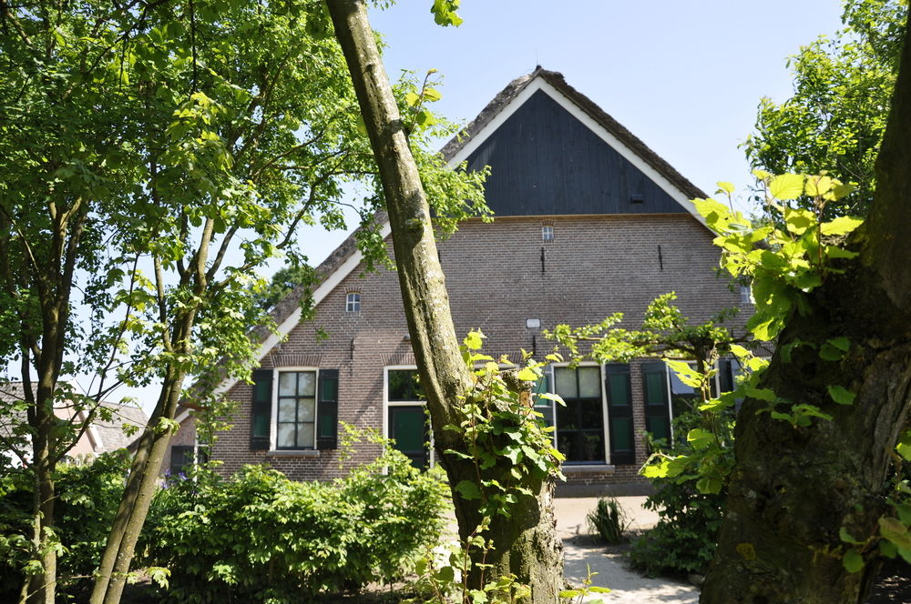 Landhoeve Zwieseborg — 4-Star Luxury Hotel in Hardenberg, Netherlands