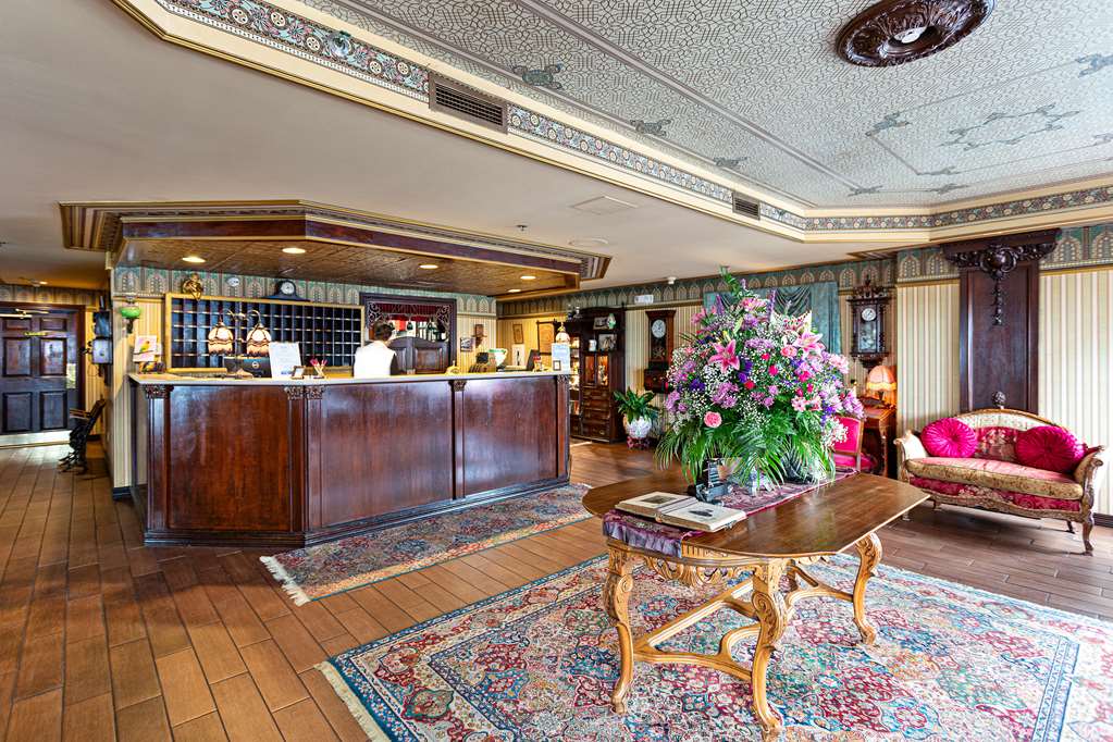 Boardwalk Plaza Hotel - photo 8