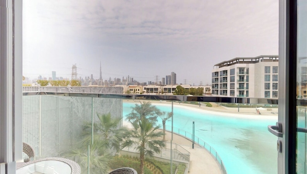 PVH Lagoon View 1BR District One — 4-Star Luxury Hotel in Dubai, United Arab Emirates