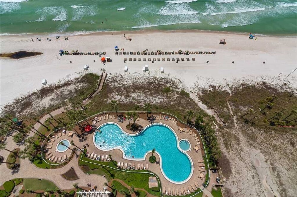 Grand Panama 1703 Two Bedroom Condo — 4-Star Luxury Hotel in Panama City Beach, United States