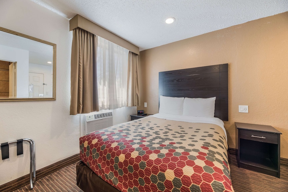 Rodeway Inn Flagstaff Downtown - photo 23