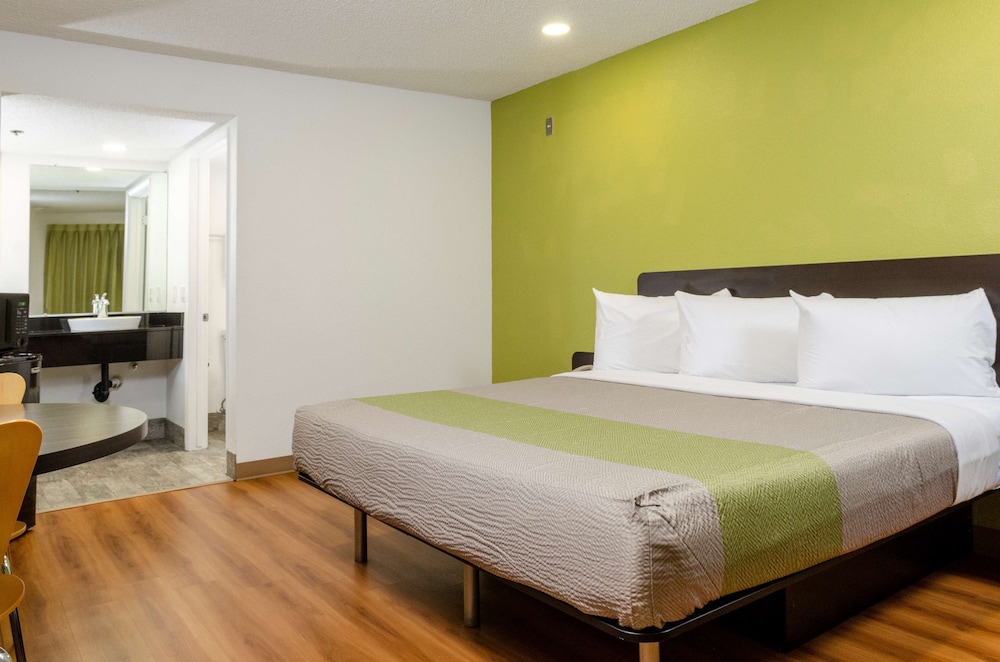 Studio 6 Fresno CA Extended Stay - photo 15