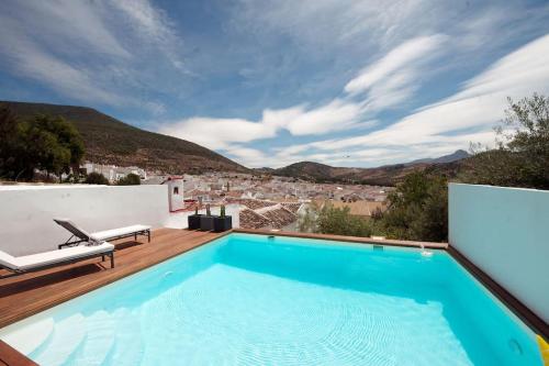 Casita Avec Superbe Vue Et Piscine Privee — Algodonales