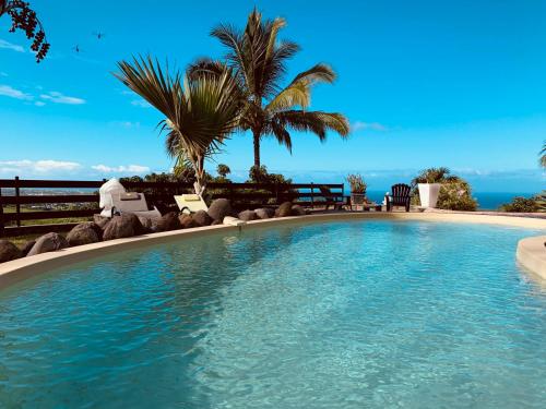 Gîte Paradis Lé La — 4-Star Luxury Hotel in Saint-Leu, Réunion
