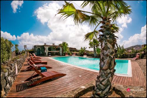 La Kuddia — 4-Star Luxury Hotel in Pantelleria, Italy