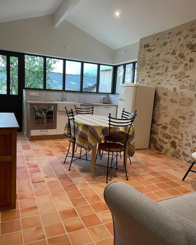 Gîte de la Foye Le Lilas — hotel in Combrand