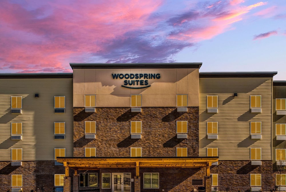 Woodspring Suites West Des Moines - photo 37