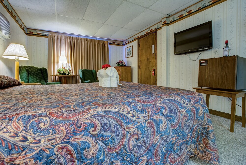 Bluebird Ocean Point Inn - photo 30
