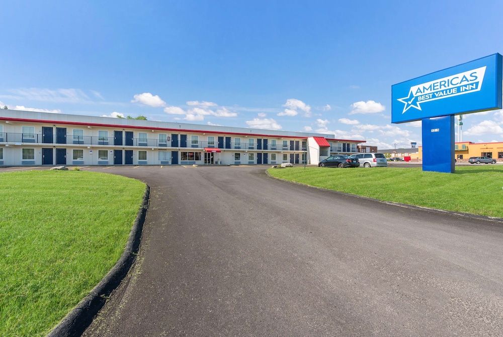 Americas Best Value Inn Columbus - photo 9