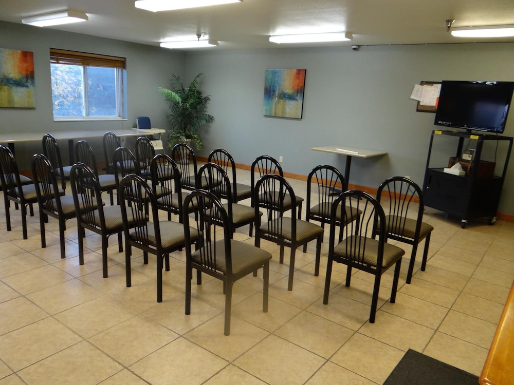 Rock Creek Hotel - photo 22