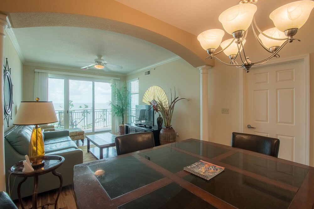 Legacy Towers Legacy II 502 Deluxe - photo 23