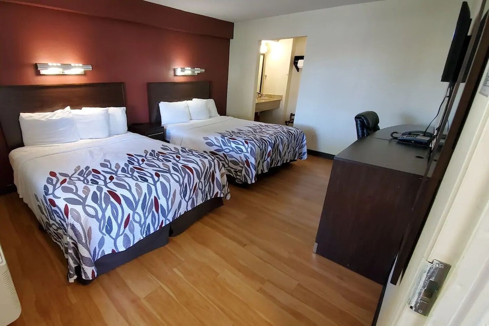 California Inn & Suites Rancho Cordova Sacramento - photo 8