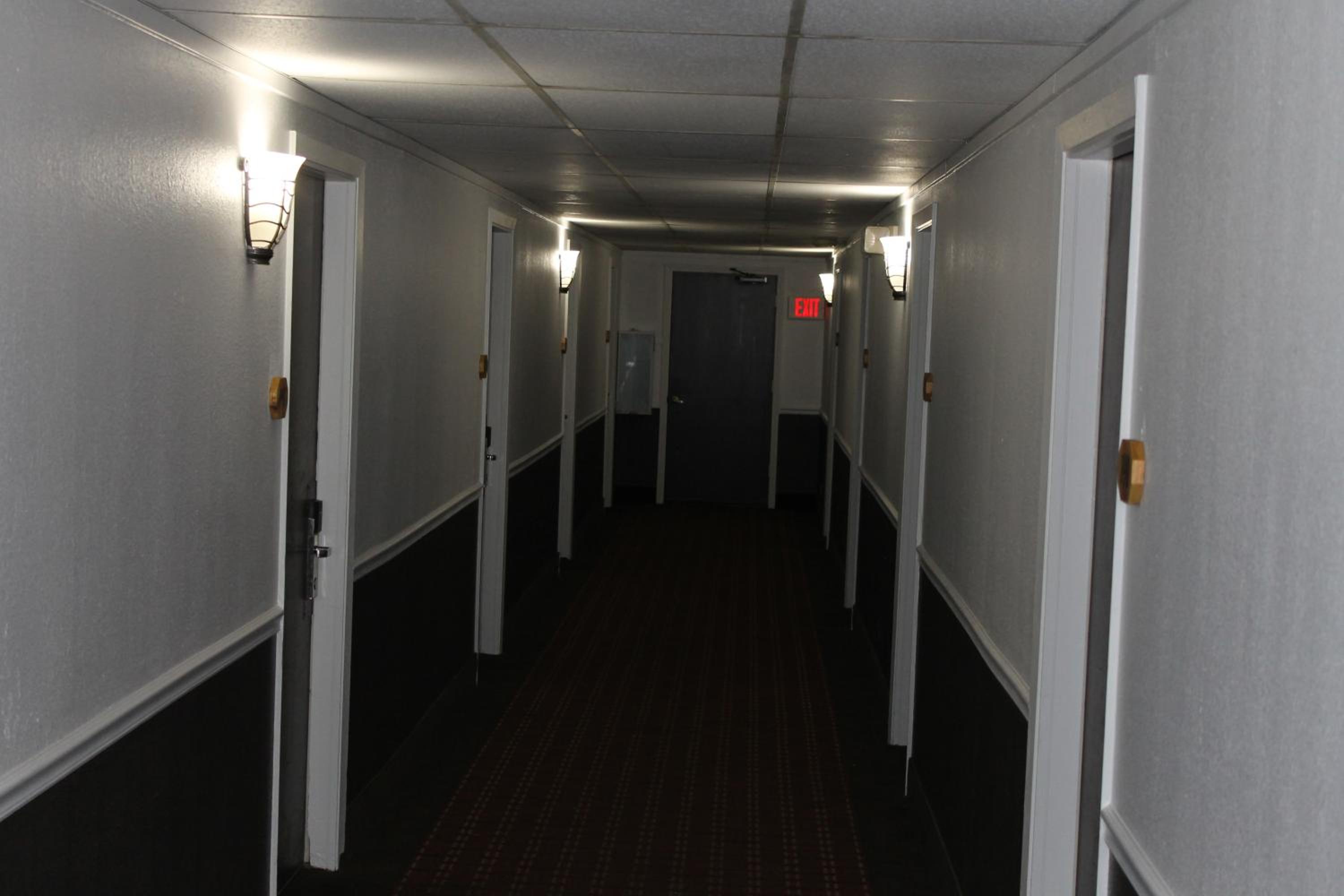 Knights Inn Dodge City - photo 21