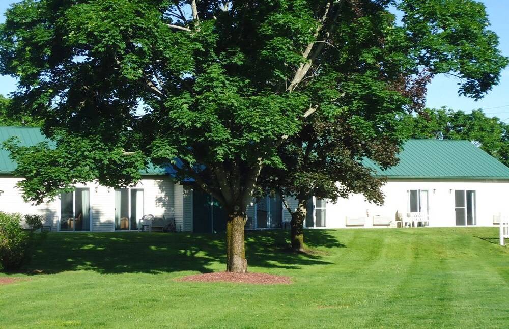 Adirondack Inn - photo 23