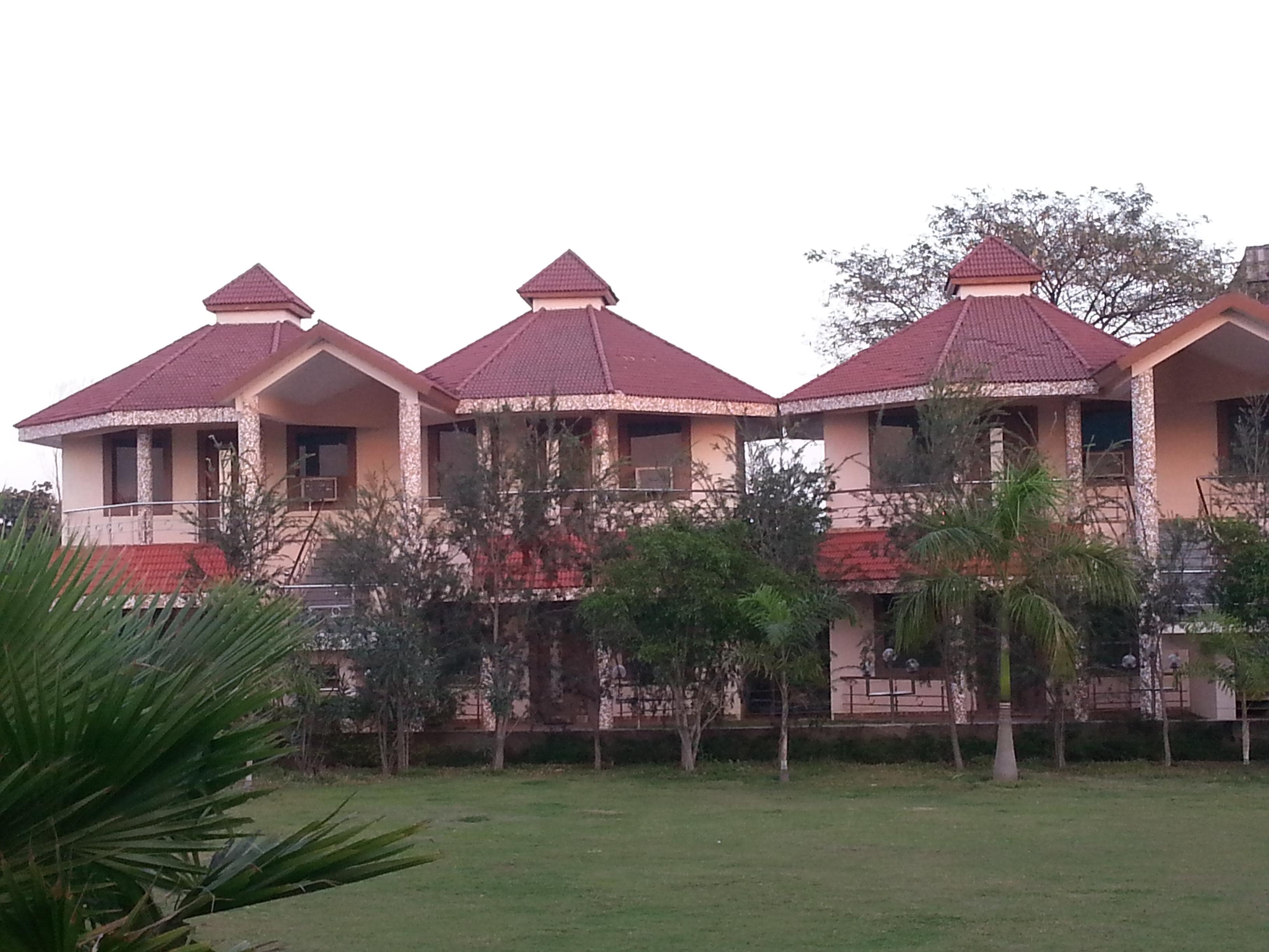 Relax INN Hotel and Resort — hotel in Korba