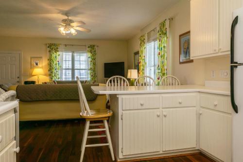 Beach Joy by Oak Island Accommodations - photo 17
