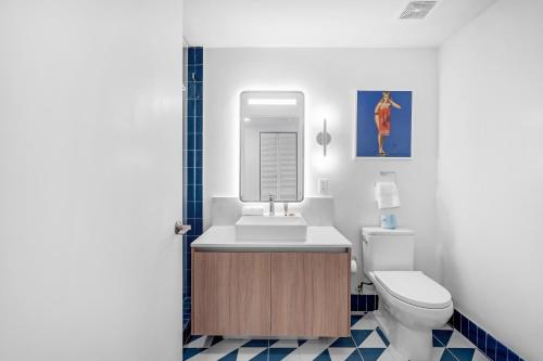 Gale Miami Junior double suite with balcony - photo 13