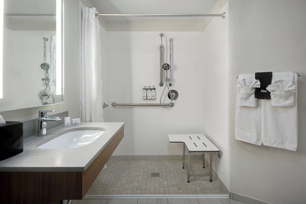Candlewood Suites Columbia Ft. Jackson by IHG - photo 38