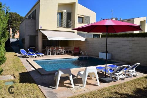 Villa Carpe Diem Puig De Ros Mallorca — 4-Star Luxury Hotel in Llucmajor, Spain