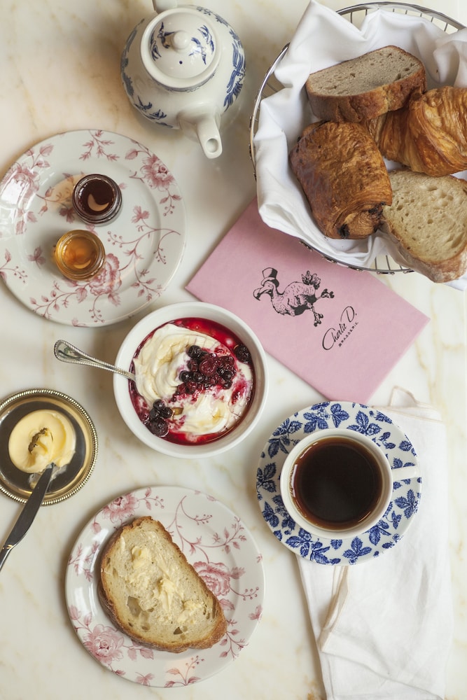 מזון ומשקאות