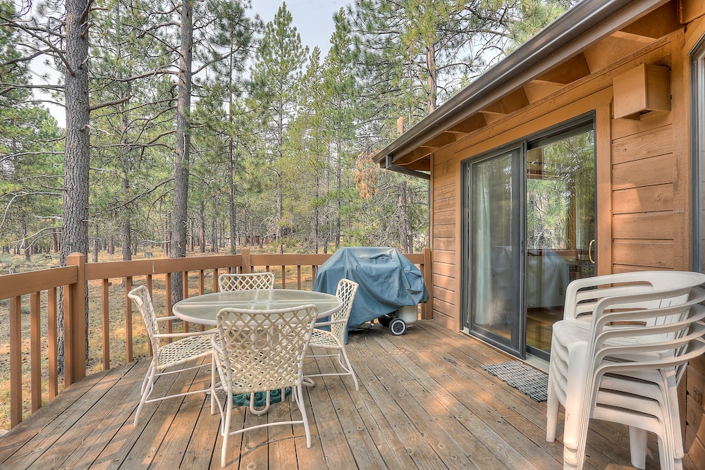 7 Cedar Private Cul de sac include Hot Tub with Forest View by RedAwning - photo 12