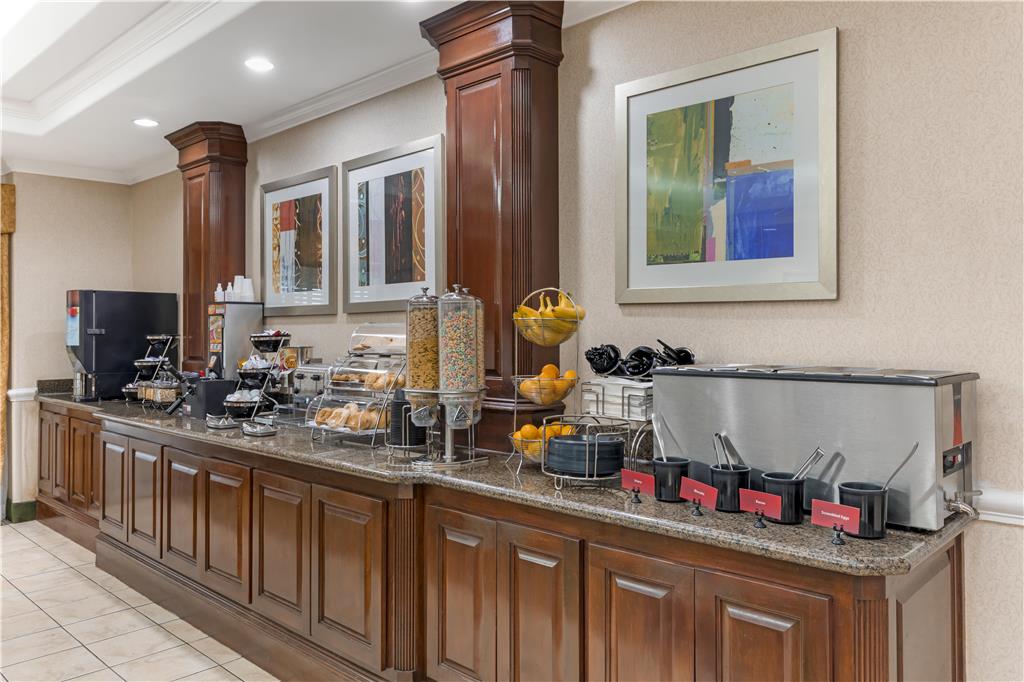 Best Western Plus Waxahachie Inn & Suites - photo 34