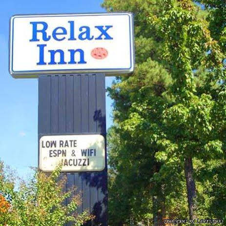 Relax Inn Charlotte - photo 2