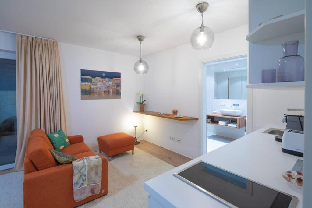 Modernes Apartment Josefiau — 4-Star Luxury Hotel in Salzburg, Austria