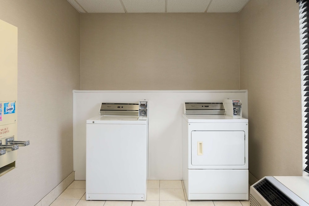 Hampton Inn Pell City - photo 23