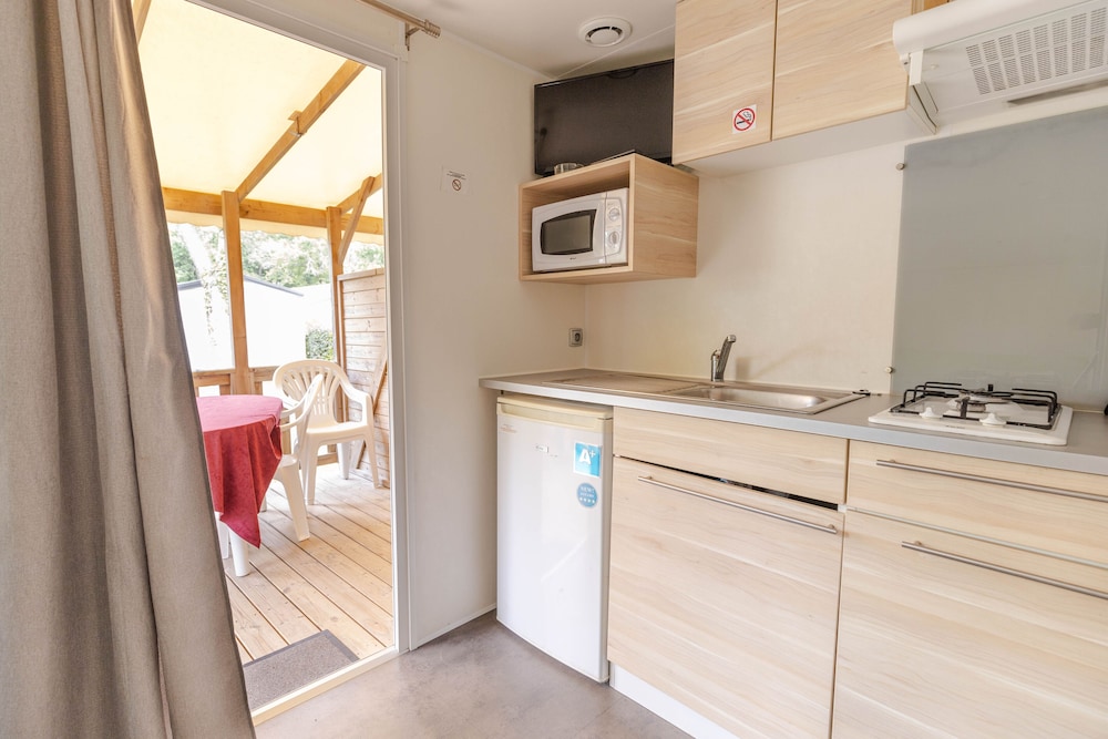 Camping Les Chèvrefeuilles — Royan — photo 3