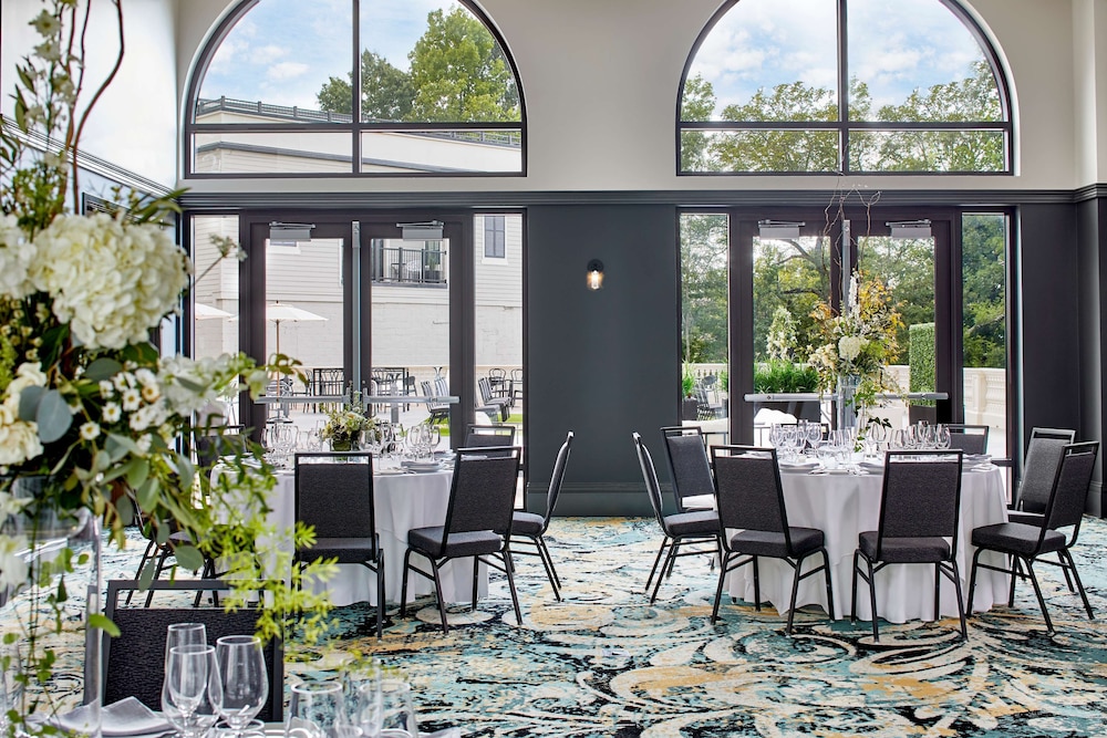 The Hamilton Alpharetta Curio Collection by Hilton - photo 35