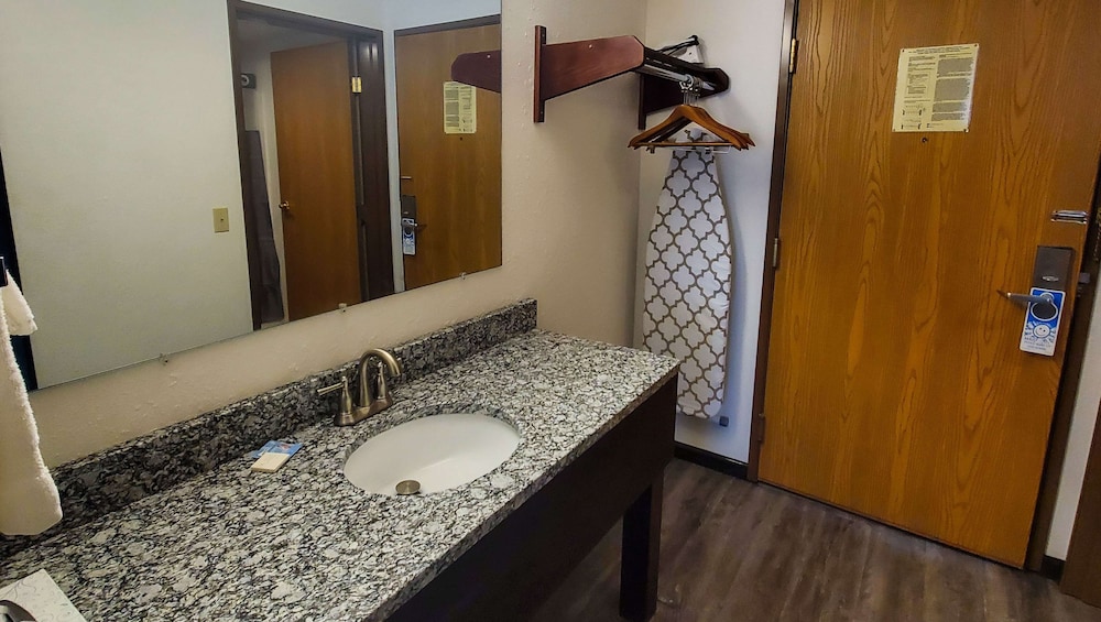 Jasper Ridge Inn Ishpeming - photo 111