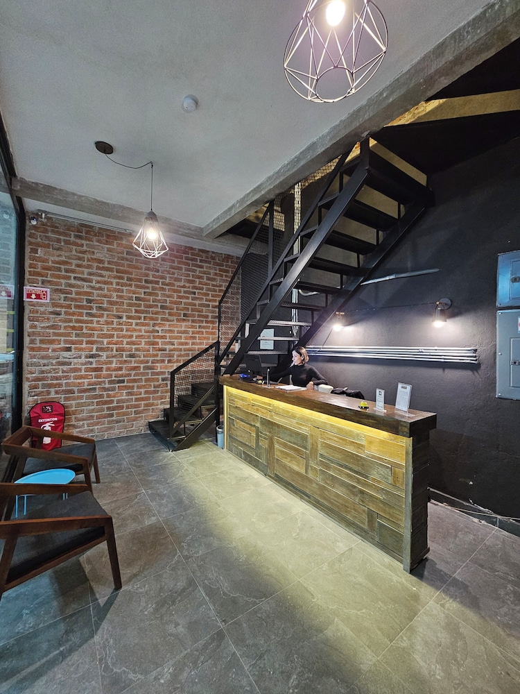 Hotel The Roof in Leon De Los Aldama, Mexico